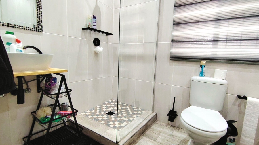 Commercial Property for Sale in Buyscelia Gauteng