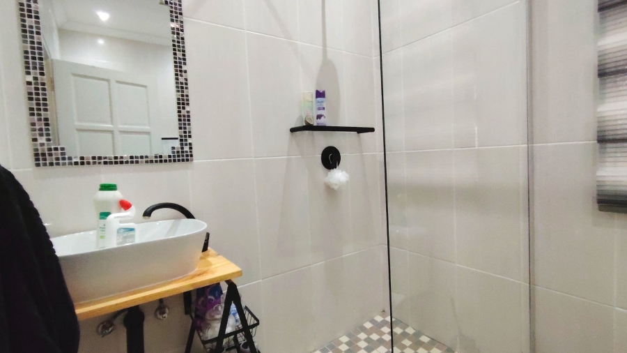 Commercial Property for Sale in Buyscelia Gauteng