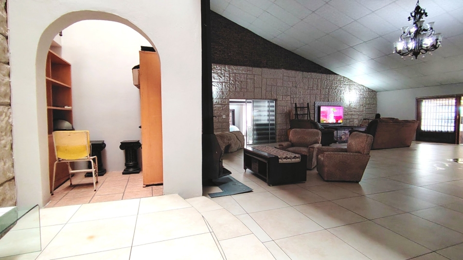 Commercial Property for Sale in Buyscelia Gauteng