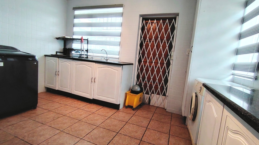 Commercial Property for Sale in Buyscelia Gauteng