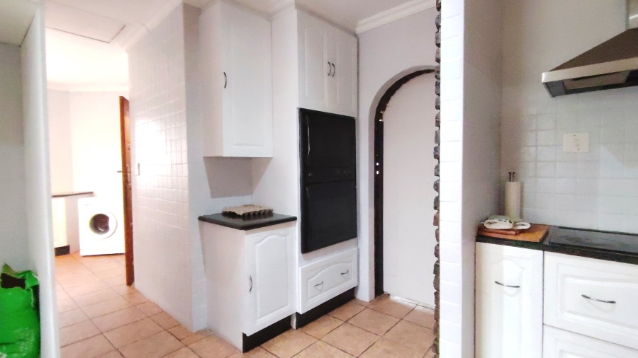 Commercial Property for Sale in Buyscelia Gauteng