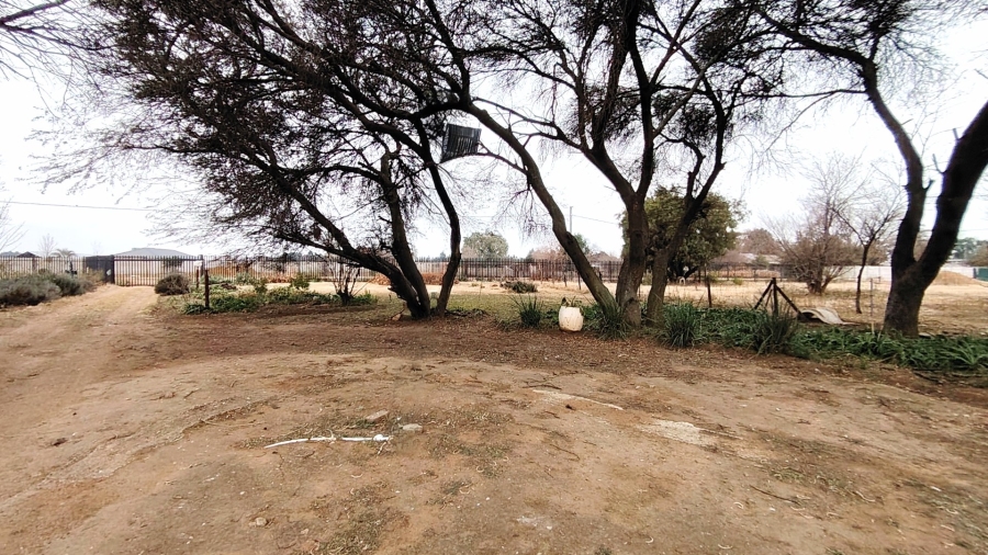 Commercial Property for Sale in Buyscelia Gauteng