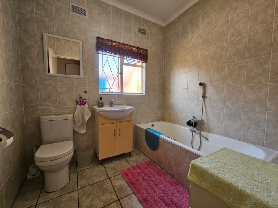 4 Bedroom Property for Sale in Ferryvale Gauteng