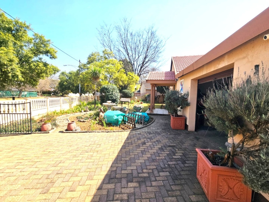 4 Bedroom Property for Sale in Ferryvale Gauteng