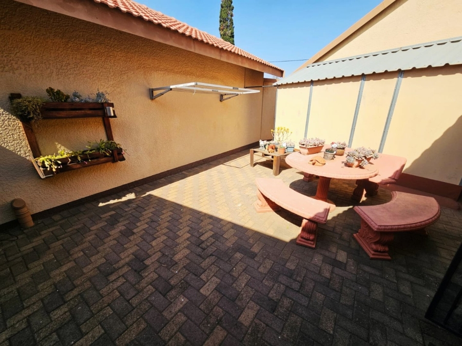 4 Bedroom Property for Sale in Ferryvale Gauteng