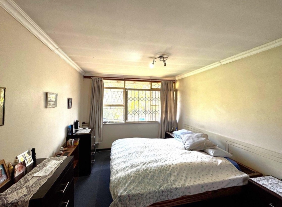 4 Bedroom Property for Sale in Kew Gauteng