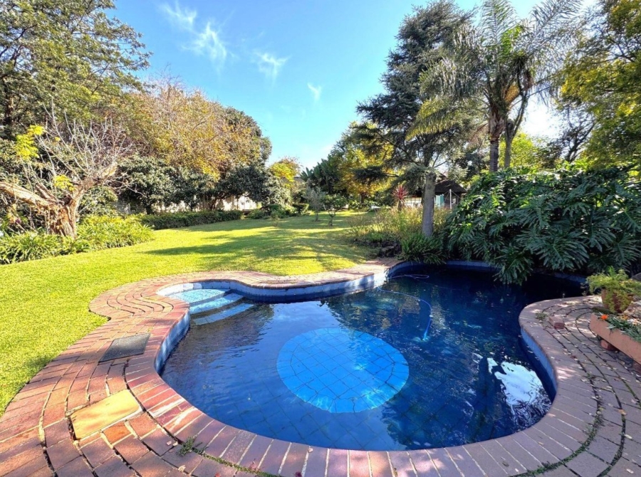 4 Bedroom Property for Sale in Kew Gauteng