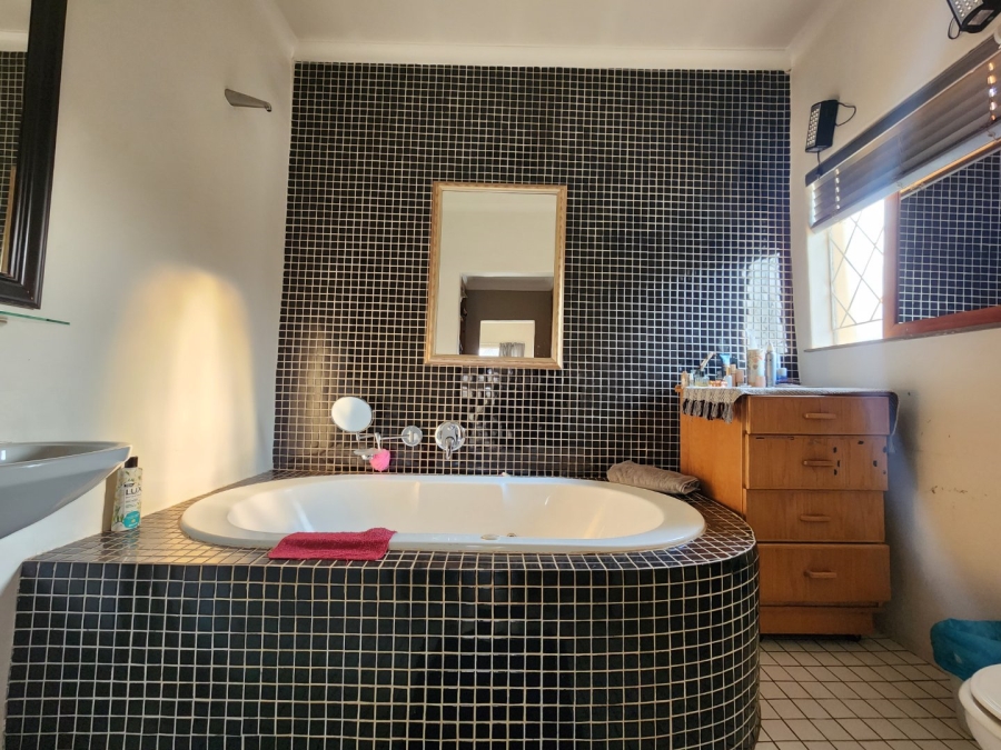 3 Bedroom Property for Sale in Edelweiss Gauteng