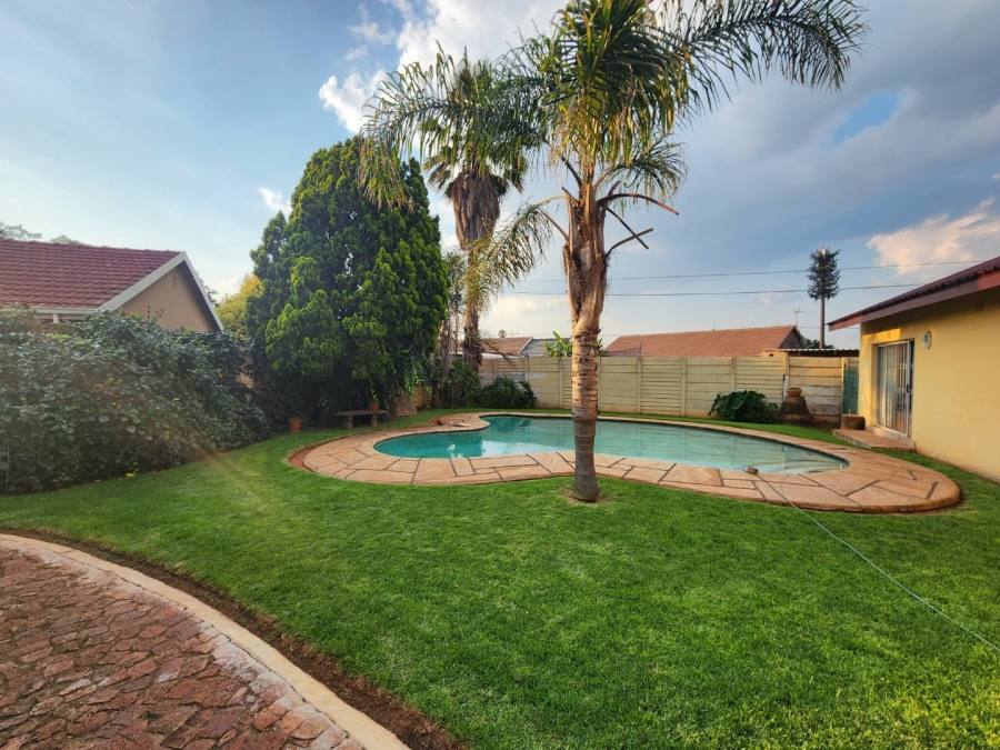 3 Bedroom Property for Sale in Edelweiss Gauteng
