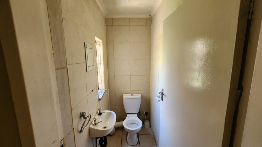 To Let 1 Bedroom Property for Rent in Sunward Park Gauteng