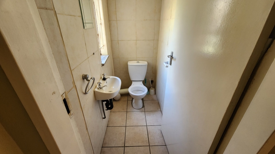 To Let 1 Bedroom Property for Rent in Sunward Park Gauteng