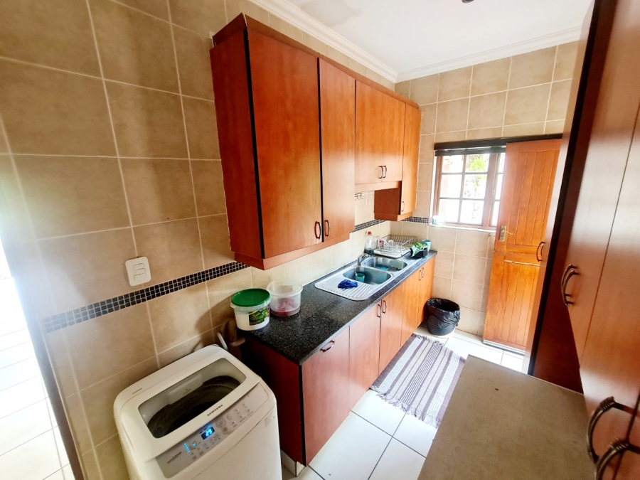 4 Bedroom Property for Sale in Monavoni Gauteng