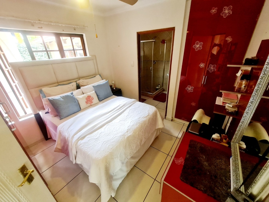 4 Bedroom Property for Sale in Monavoni Gauteng