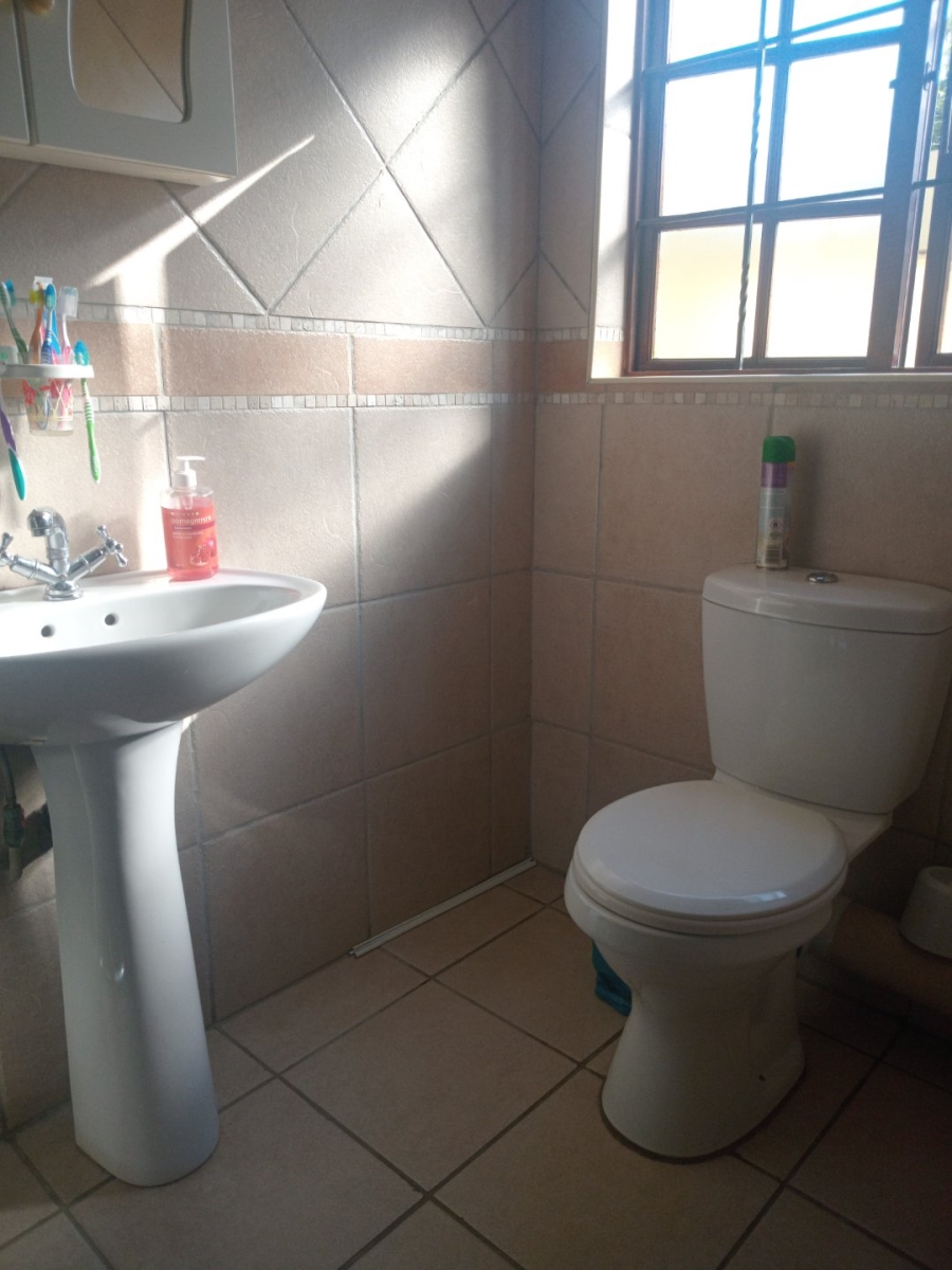 2 Bedroom Property for Sale in Heatherview Gauteng