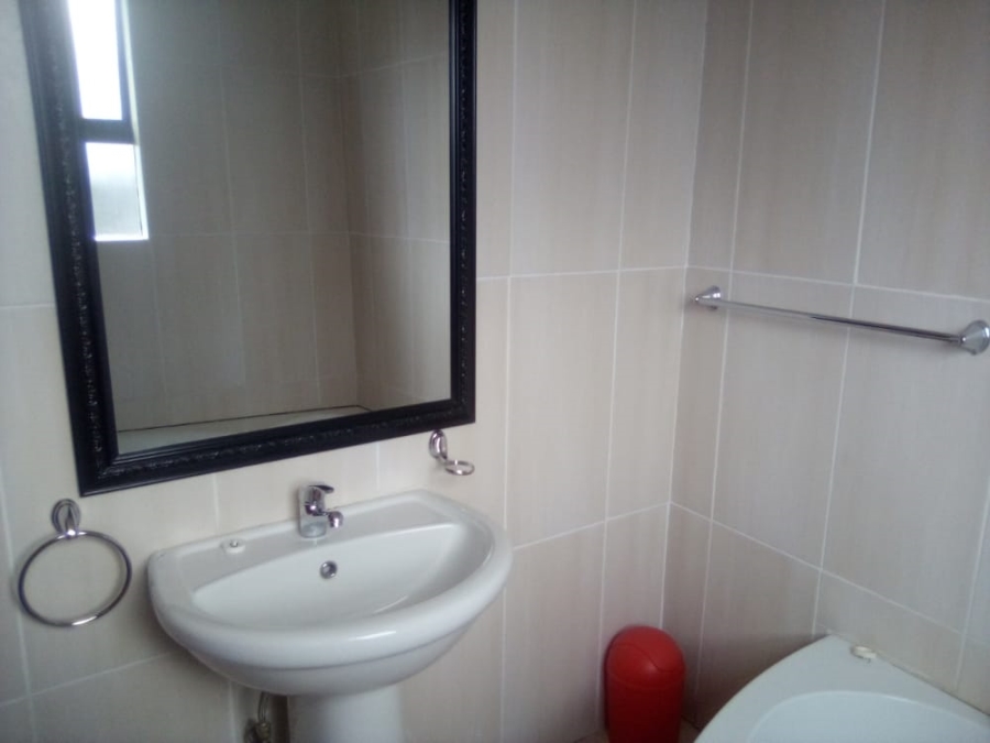 2 Bedroom Property for Sale in Elandspoort Gauteng