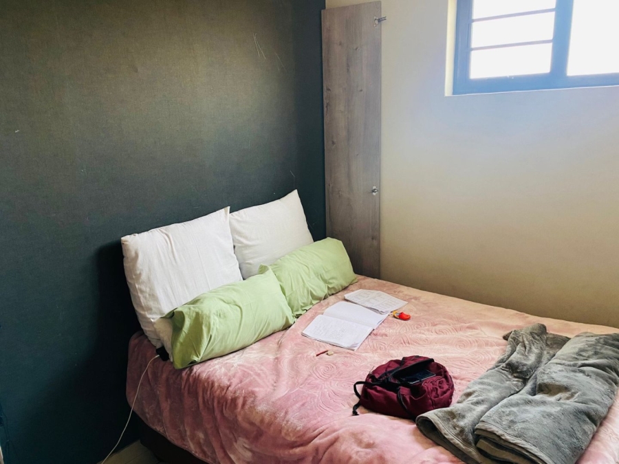 2 Bedroom Property for Sale in Elandspoort Gauteng