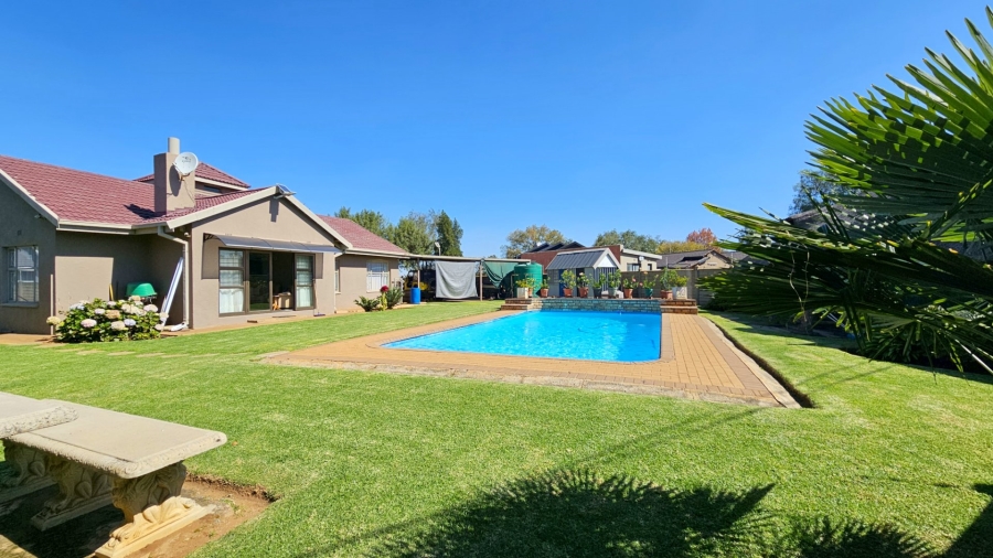 3 Bedroom Property for Sale in Sonland Park Gauteng