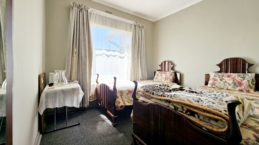 3 Bedroom Property for Sale in Sonland Park Gauteng