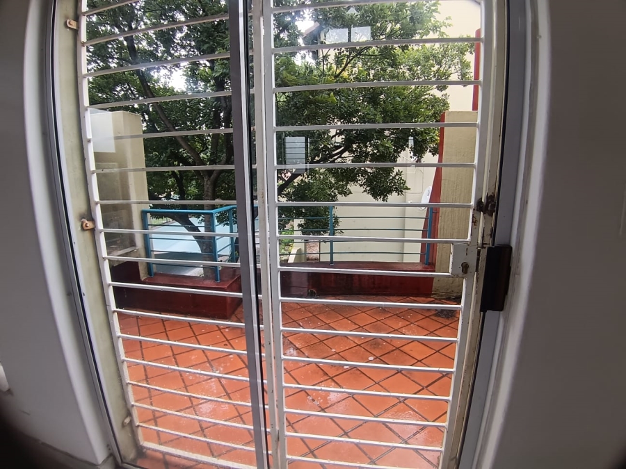 1 Bedroom Property for Sale in Ferndale Gauteng