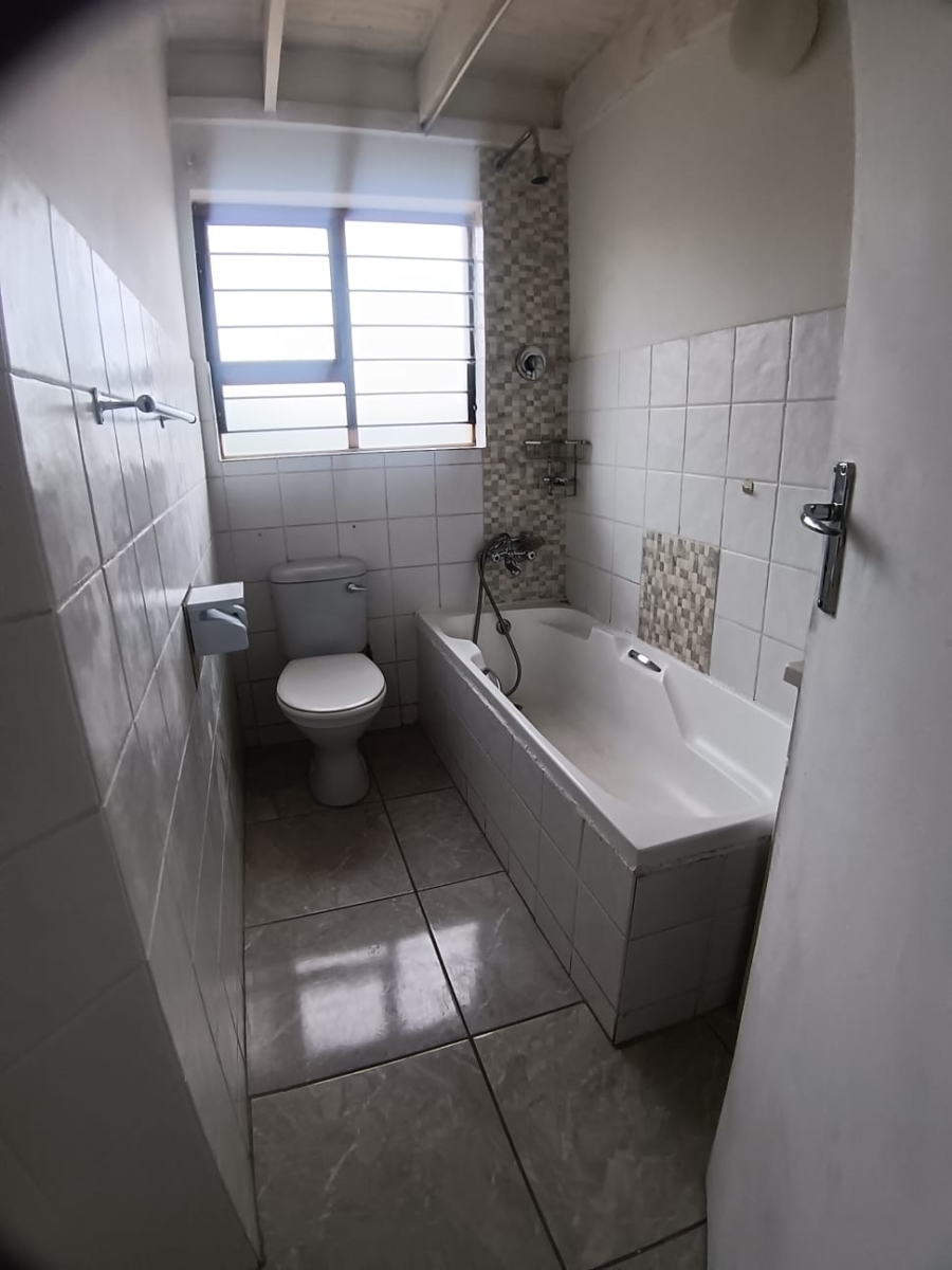 1 Bedroom Property for Sale in Ferndale Gauteng