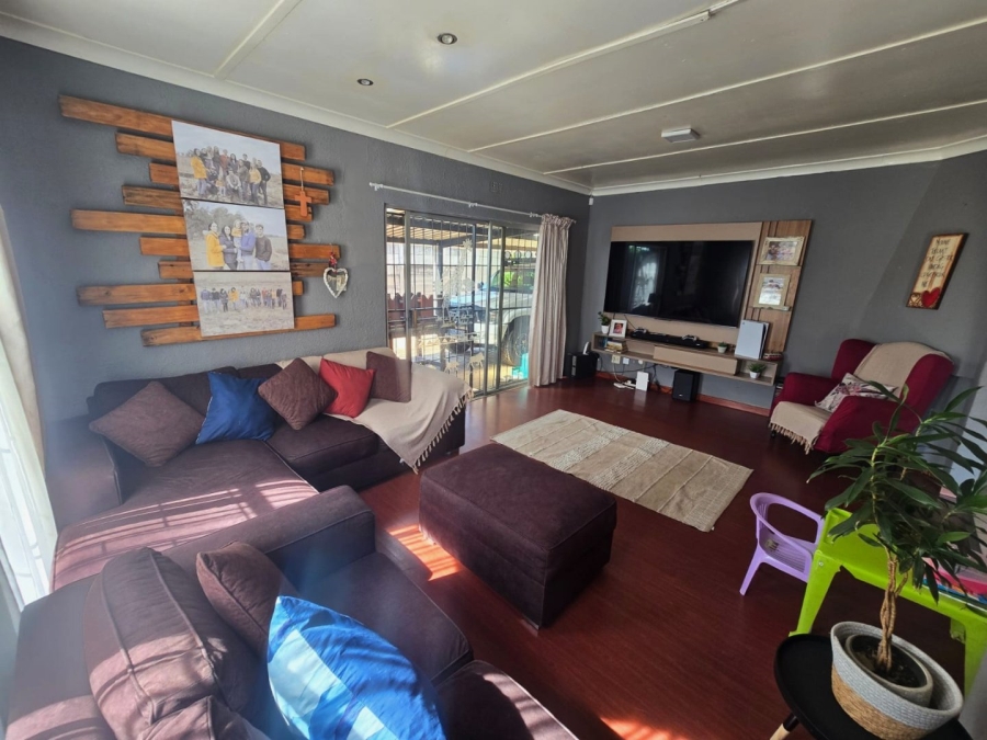 3 Bedroom Property for Sale in Ferryvale Gauteng