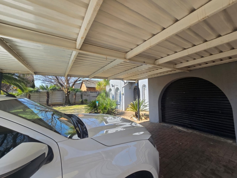 3 Bedroom Property for Sale in Ferryvale Gauteng