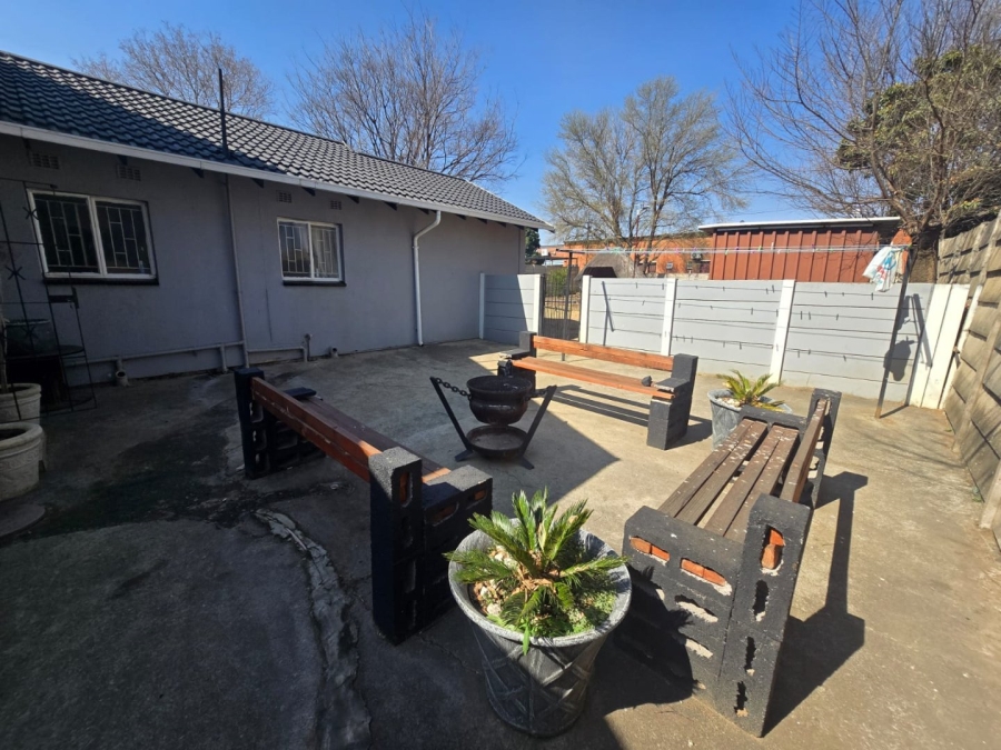 3 Bedroom Property for Sale in Ferryvale Gauteng