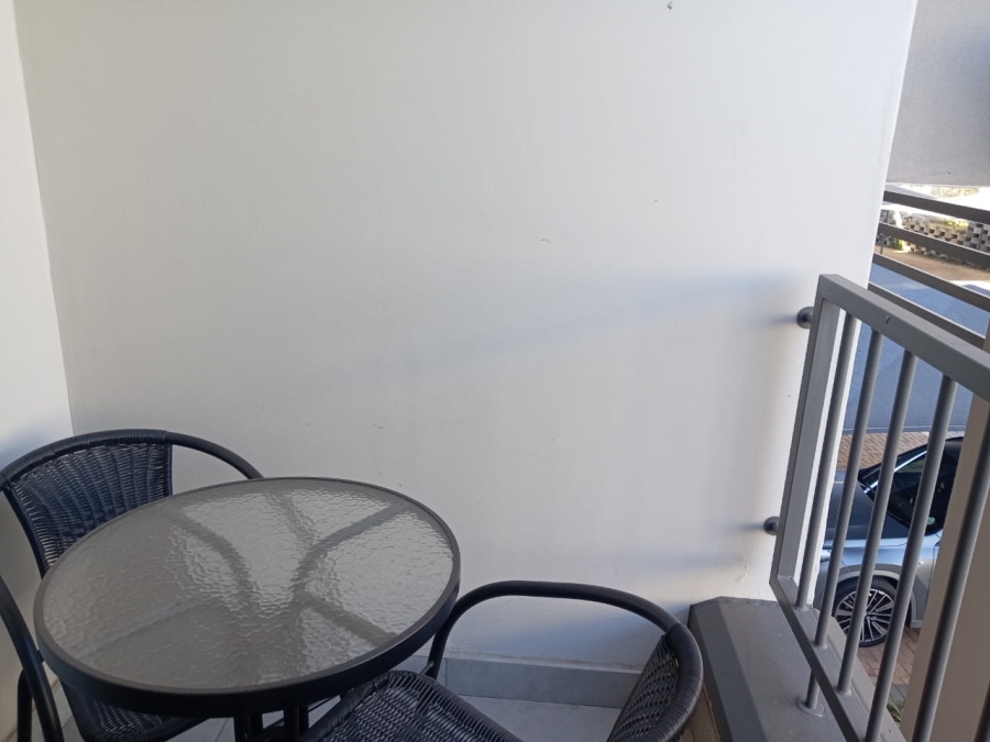 To Let 1 Bedroom Property for Rent in Waterfall Gauteng