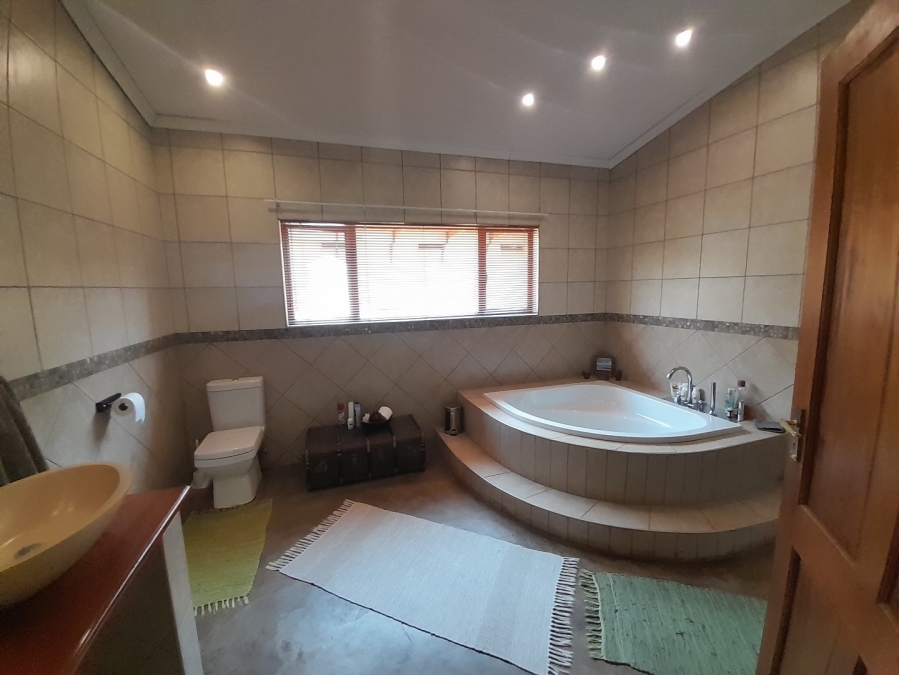  Bedroom Property for Sale in Gerardsville Gauteng