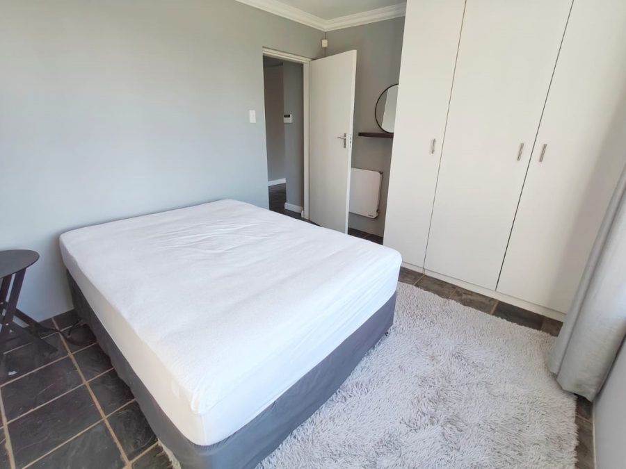 6 Bedroom Property for Sale in Vaal Marina Gauteng