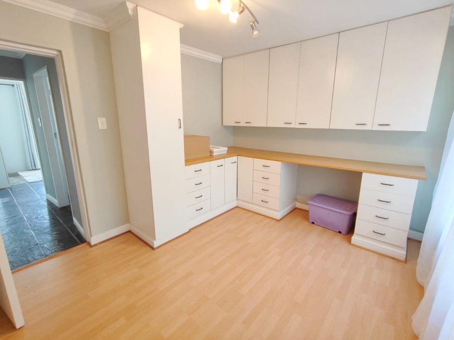 6 Bedroom Property for Sale in Vaal Marina Gauteng