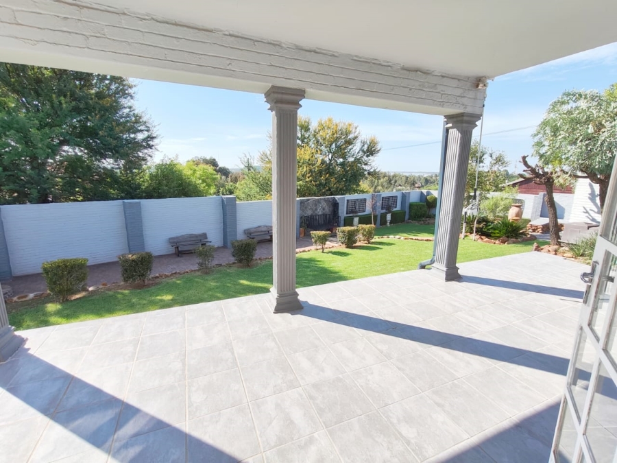 6 Bedroom Property for Sale in Vaal Marina Gauteng