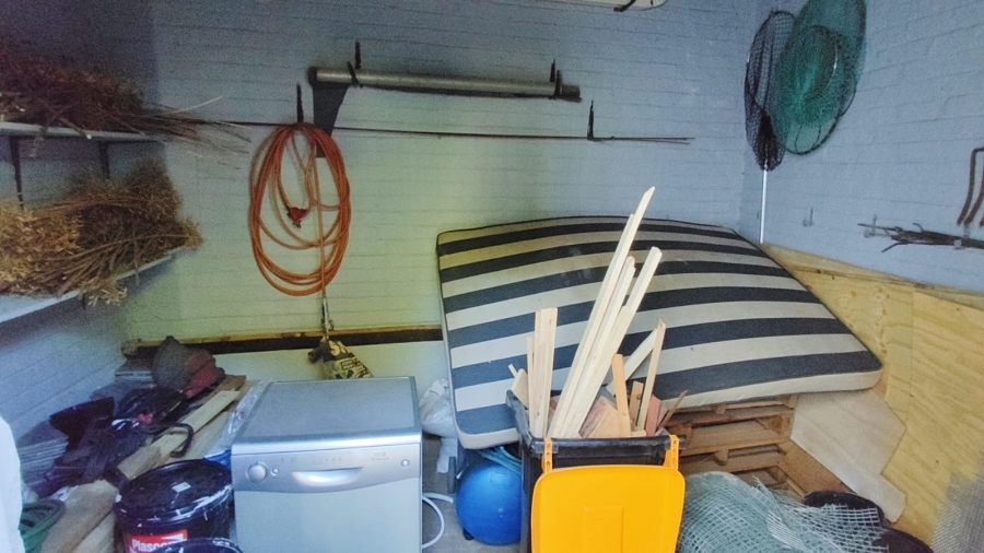 6 Bedroom Property for Sale in Vaal Marina Gauteng