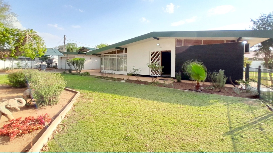 4 Bedroom Property for Sale in Three Rivers Gauteng