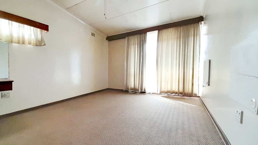 4 Bedroom Property for Sale in Three Rivers Gauteng