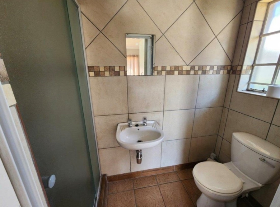 5 Bedroom Property for Sale in Montana Park Gauteng