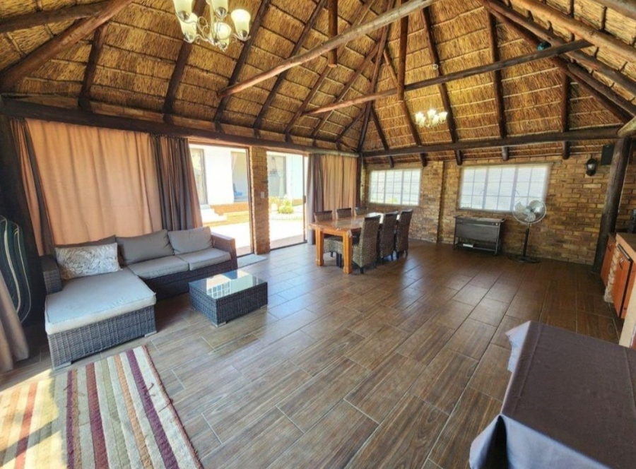 5 Bedroom Property for Sale in Montana Park Gauteng