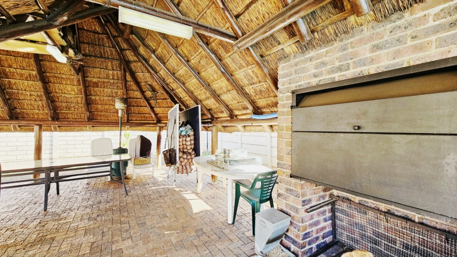 4 Bedroom Property for Sale in Vanderbijlpark SE 6 Gauteng