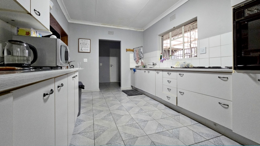 3 Bedroom Property for Sale in Risiville Gauteng