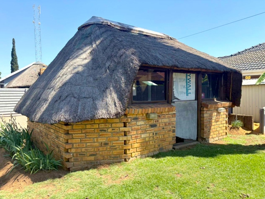 3 Bedroom Property for Sale in Risiville Gauteng