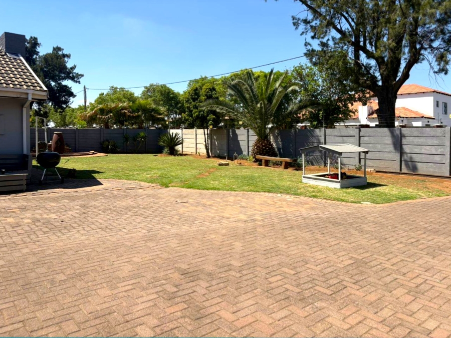 3 Bedroom Property for Sale in Risiville Gauteng