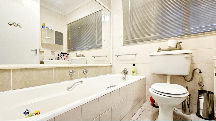 3 Bedroom Property for Sale in Risiville Gauteng