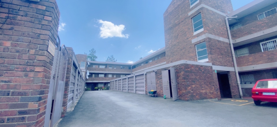 3 Bedroom Property for Sale in Three Rivers Proper Gauteng