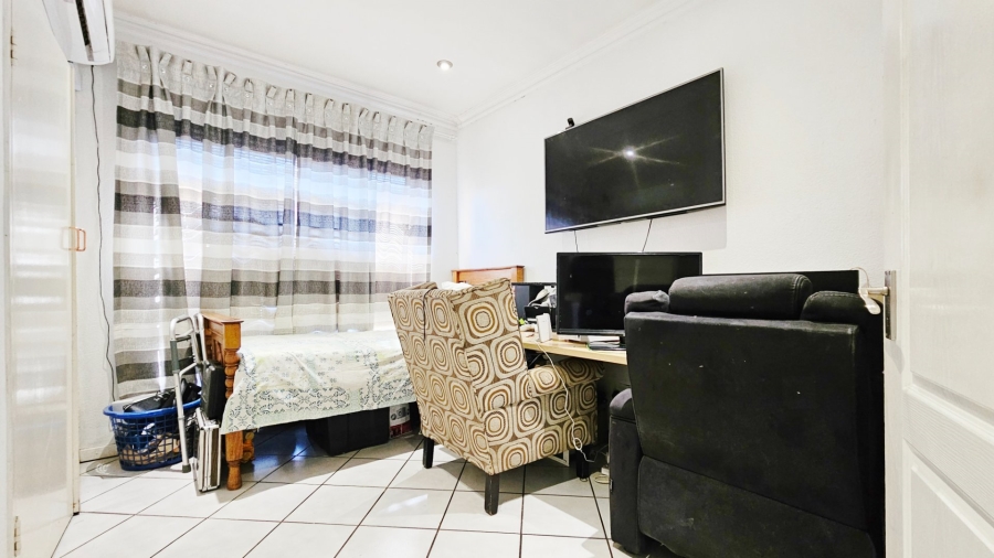 3 Bedroom Property for Sale in Falcon Ridge Gauteng