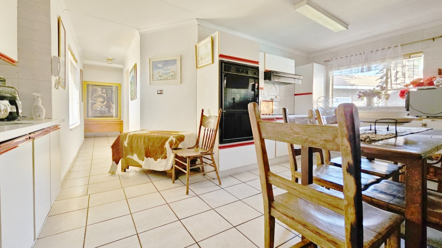 3 Bedroom Property for Sale in Falcon Ridge Gauteng