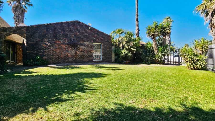 3 Bedroom Property for Sale in Falcon Ridge Gauteng