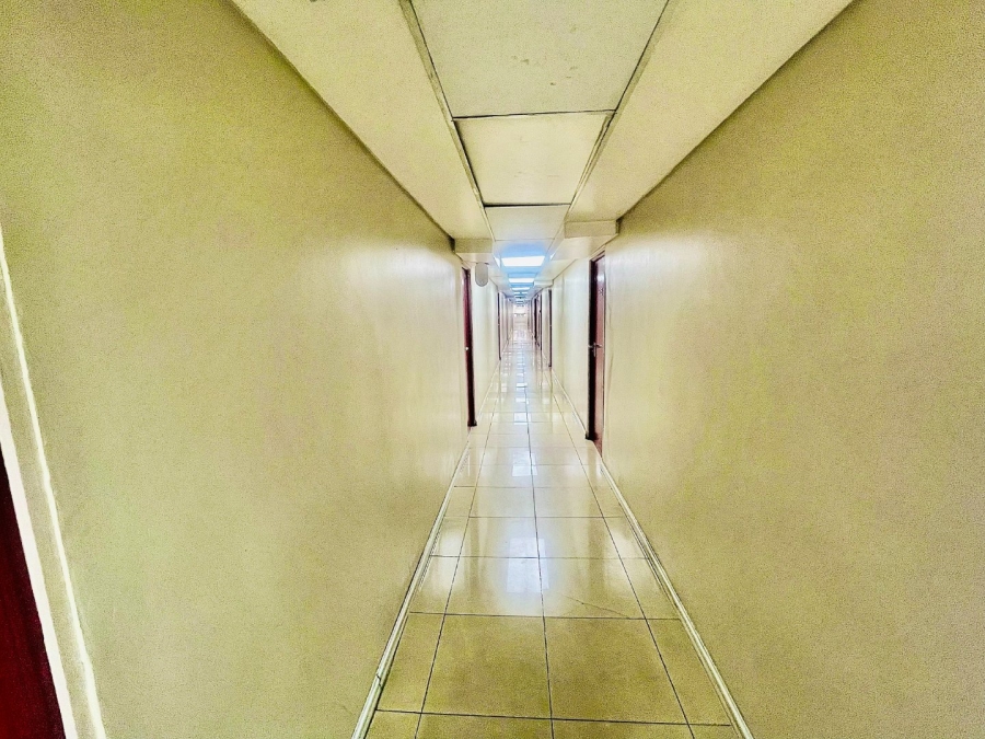 1 Bedroom Property for Sale in Braamfontein Gauteng