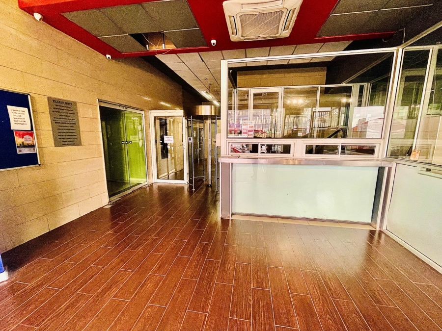 1 Bedroom Property for Sale in Braamfontein Gauteng