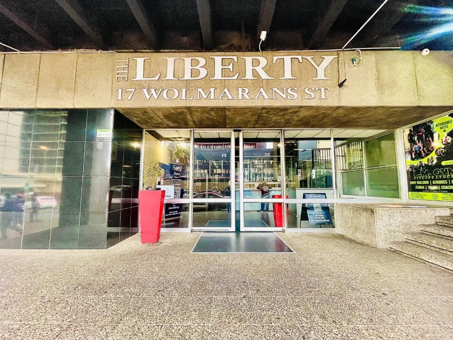 1 Bedroom Property for Sale in Braamfontein Gauteng