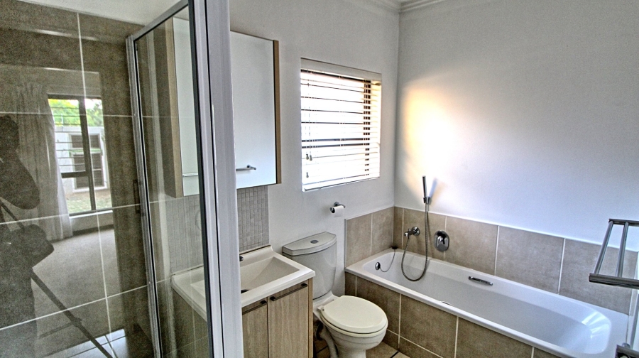 To Let 1 Bedroom Property for Rent in Paulshof Gauteng